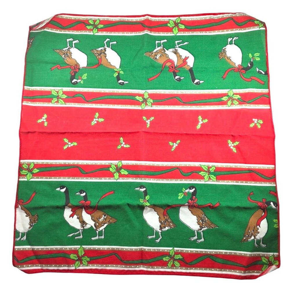 Set Of 6 Cloth Napkins Christmas Goose Holiday Decor Red Green linens bird holly